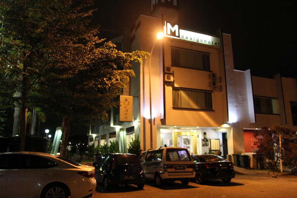 M Design Hotel @ Seri Kembangan Exterior photo