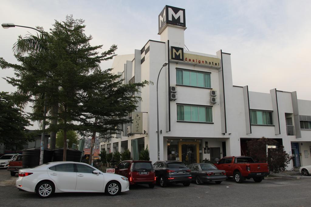 M Design Hotel @ Seri Kembangan Exterior photo